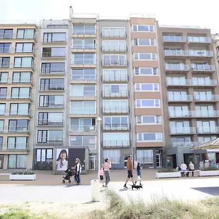 In With Sea Views, Cleaning Included 아파트